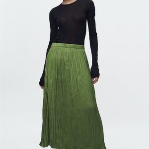Zara Olive Green Pleated Midi Skirt